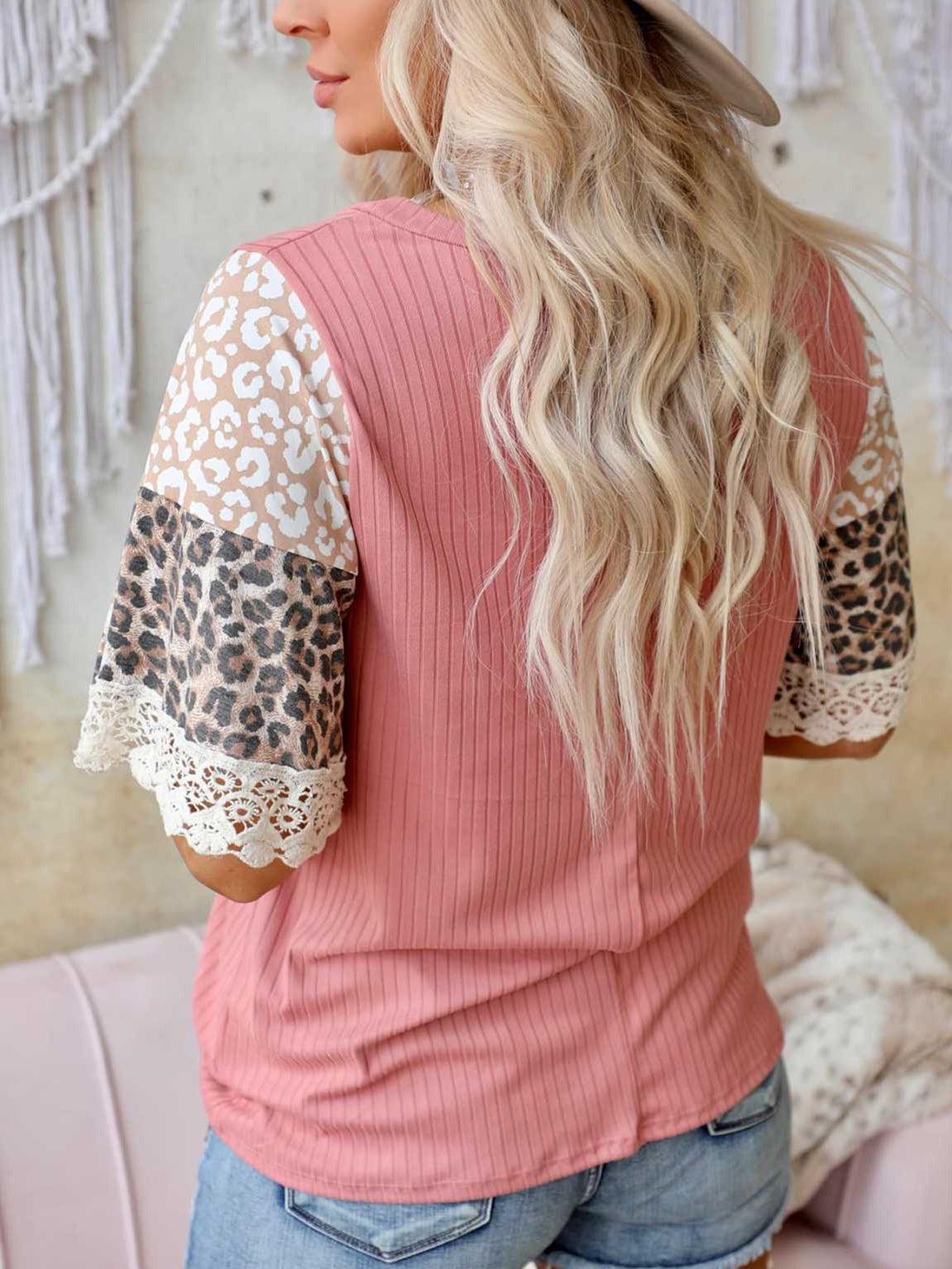 Leopard Print Lace Panel Pullover Crewneck Loose T-Shirt